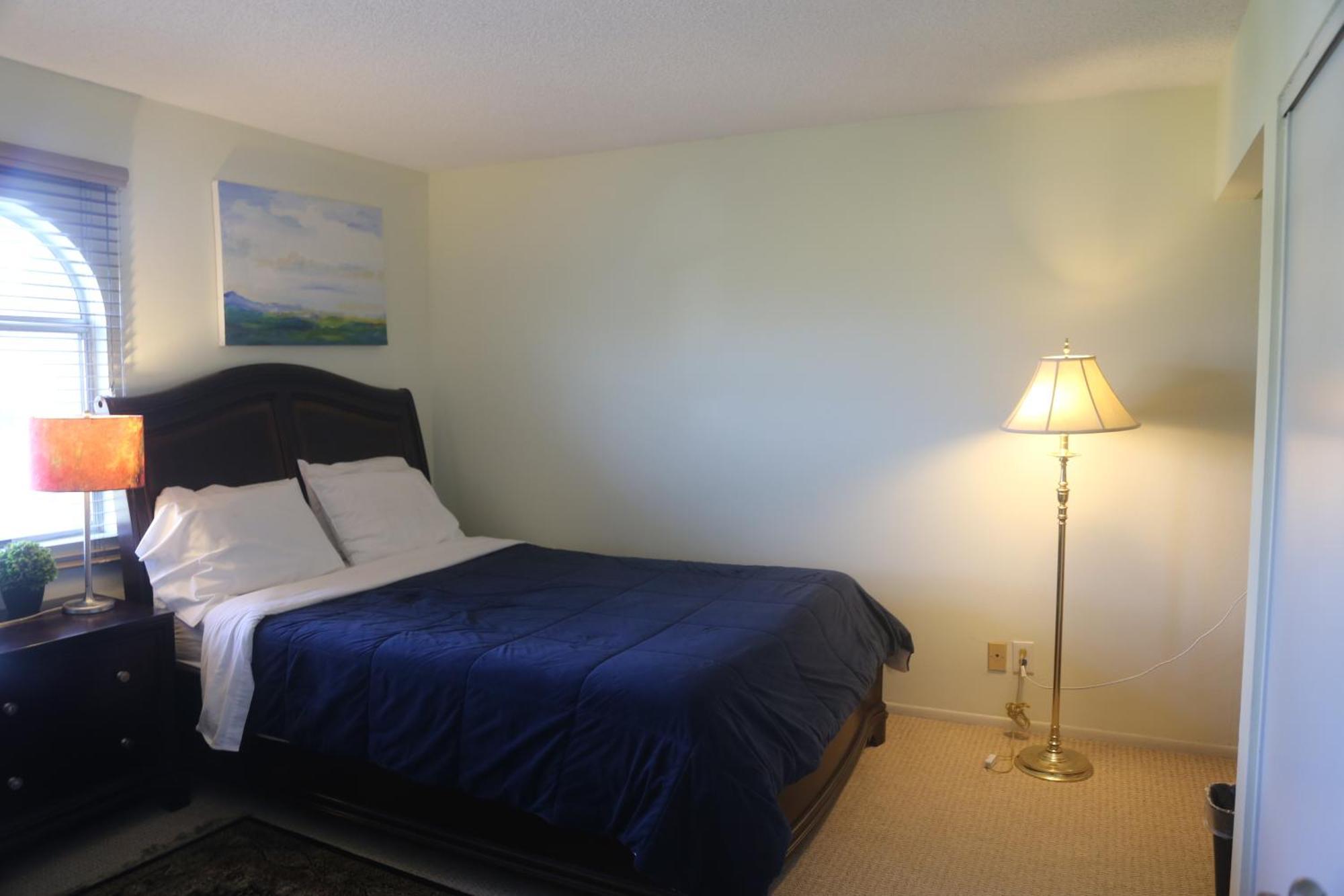 In Hollywood Hills Bed & Breakfast